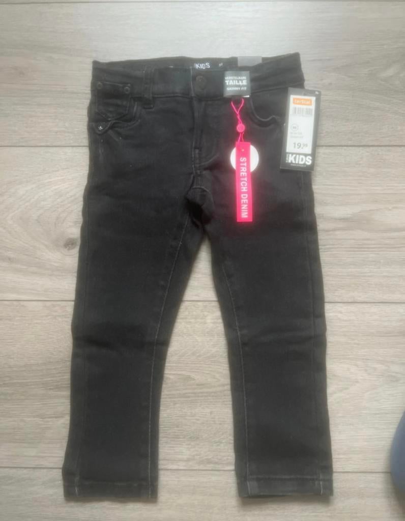 Zwarte spijkerbroek van europe kids maat 98 nieuw, Ophalen of Verzenden, Nieuw, Jongen of Meisje, Broek
