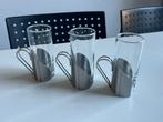 3 theeglazen, rvs houder, postmodern design, Huis en Inrichting, Keuken | Servies, Gebruikt, Ophalen of Verzenden, Overige stijlen