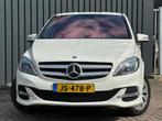 Mercedes-Benz B-klasse 250 e Lease Edition 28 kWh, Auto's, Mercedes-Benz, Stof, Gebruikt, Zwart, Wit