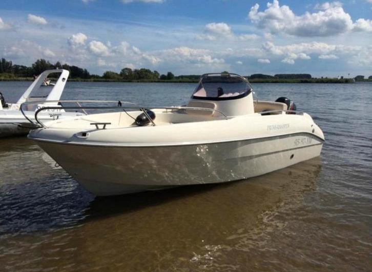 Prins 480 50 pk 4 takt inclusief trailer, Watersport en Boten, Vis- en Consoleboten, Zo goed als nieuw, 3 tot 6 meter, Benzine