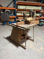 freesmachine met aanvoer doorvoer hout frees, Ophalen, Zo goed als nieuw