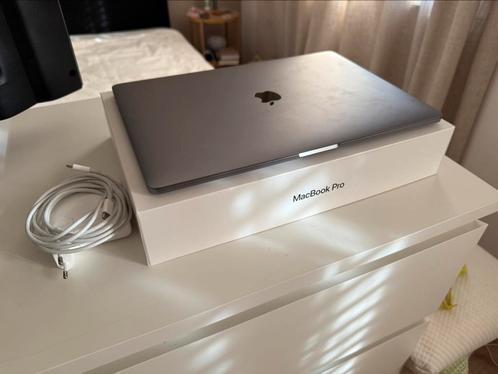 Apple MacBook Pro 2019 met Touch Bar, Computers en Software, Apple Macbooks, Zo goed als nieuw, 15 inch, 2 tot 3 Ghz, 16 GB, Ophalen