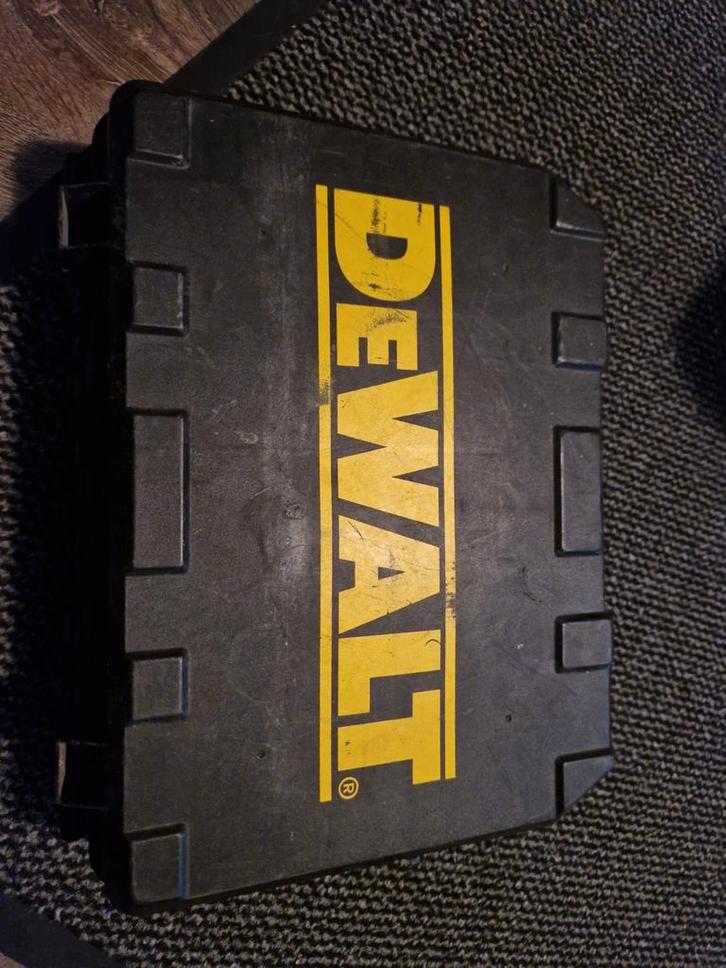 DeWalt DW926 schroefboormachine met acculader, Doe-het-zelf en Verbouw, Gereedschap | Boormachines, Gebruikt, Boormachine, Ophalen of Verzenden