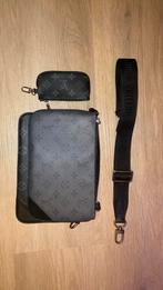 Louis Vuitton Trio Messenger Bag, Ophalen of Verzenden, Zo goed als nieuw, Zwart