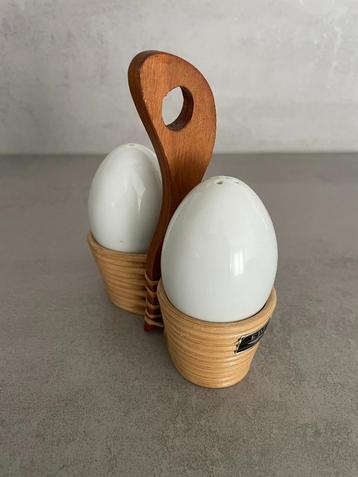Vintage peper- en zoutstel beschikbaar voor biedingen