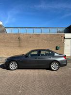 BMW 3-Serie 2.0IX 320 135KW Aut8 (f30) 2012 Grijs, Auto's, BMW, Achterwielaandrijving, 74 €/maand, Beige, 4 cilinders