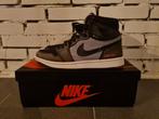 Nike Jordan 1 gore tex, Ophalen of Verzenden, Zo goed als nieuw, Overige kleuren