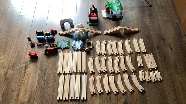 Brio trein, Kinderen en Baby's, Speelgoed | Houten speelgoed, Zo goed als nieuw, Overige typen, Ophalen