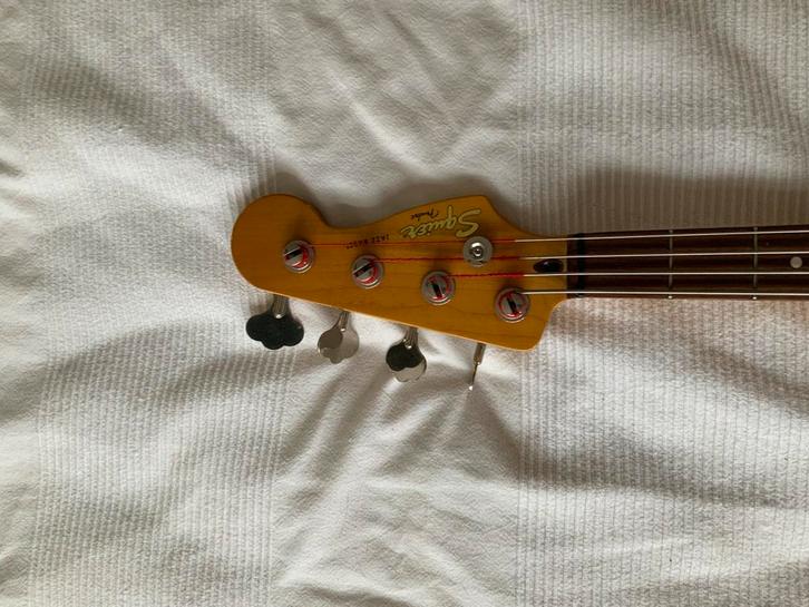 Squier Jazz Bass 1971 - Flatwounds - Speelklaar!, Muziek en Instrumenten, Snaarinstrumenten | Gitaren | Bas, Zo goed als nieuw