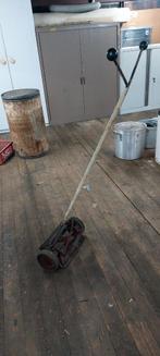 2 vintage handmaaiers , grasmaaiers, Tuin en Terras, Grasmaaiers, Cirkelmaaier, Ophalen, Gebruikt