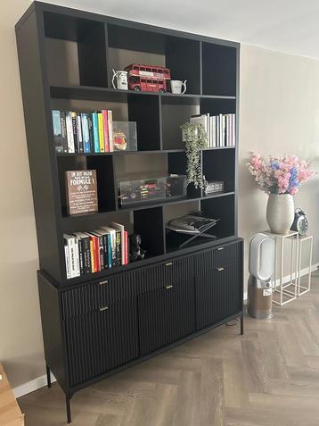 Nette Dressoir kast