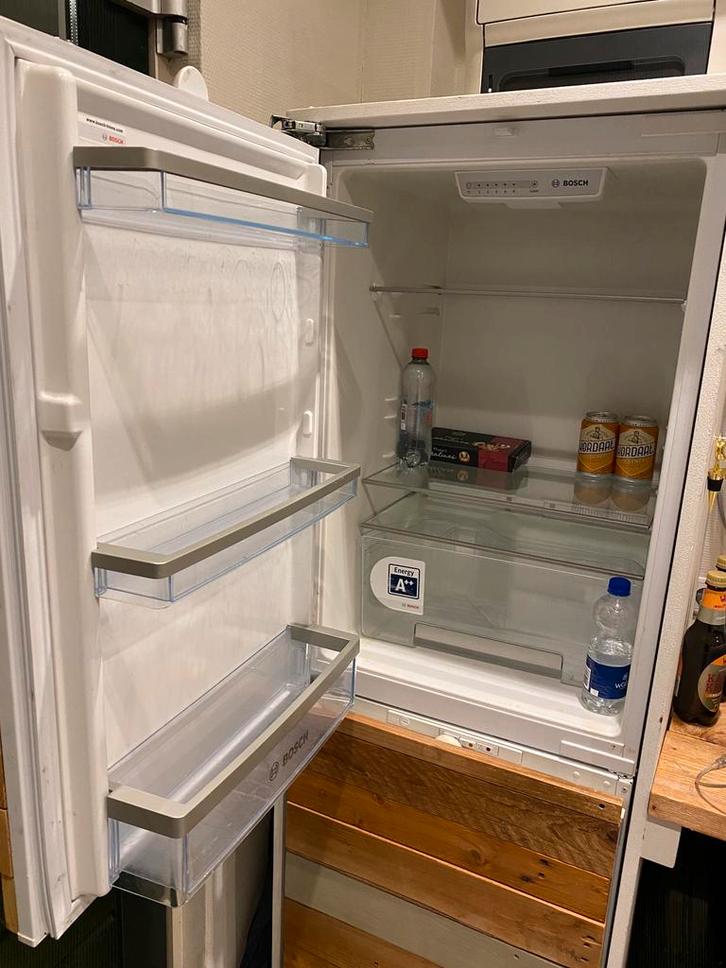 Bosch koelkast inbouw, Witgoed en Apparatuur, Koelkasten en IJskasten, Gebruikt, Zonder vriesvak, 150 tot 200 liter, Minder dan 85 cm