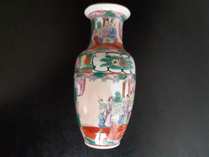 Chinees porseleinen vaas, Antiek en Kunst, Antiek | Vazen, Verzenden