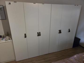 2x Kledingkast Space 3-deurs - wit - 175,4x115,8x49,5 cm beschikbaar voor biedingen