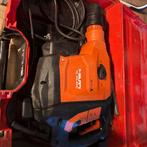 Hilti TE70 AVR hakhamer lezen aub, Ophalen of Verzenden, Zo goed als nieuw, Boor- en/of Breekhamer