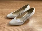 Bruidschoenen ivoorkleurig satijn maat 38,5 Rainbow Lottie, Rainbow, Wit, Ophalen of Verzenden, Accessoires