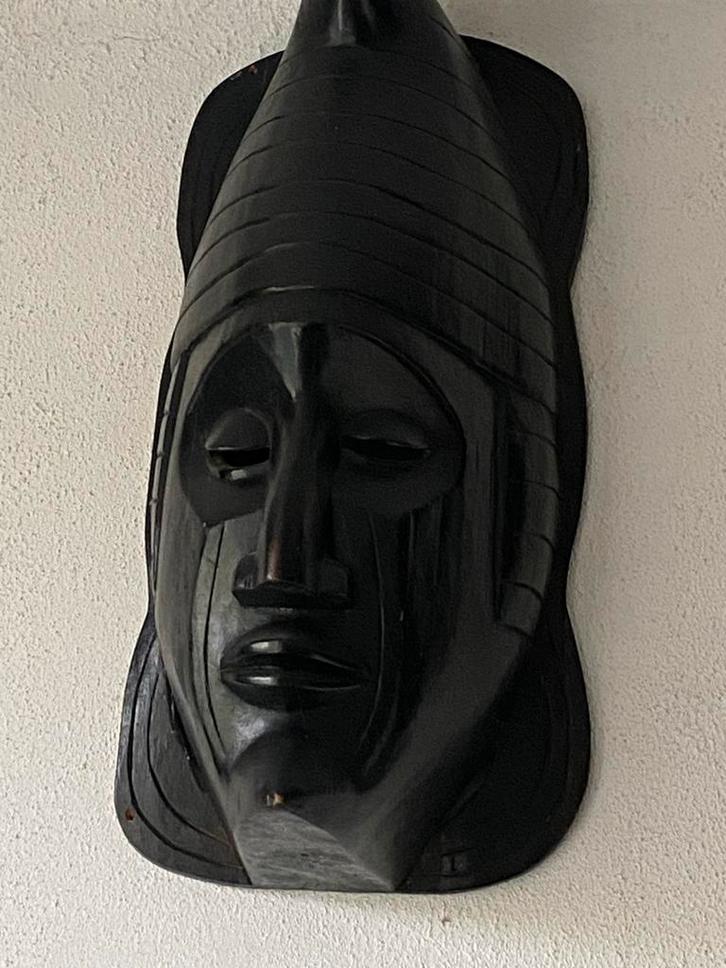Zwart Houten Masker - Inheems Kunstwerk 50x30cm, Antiek en Kunst, Kunst | Niet-Westerse kunst, Ophalen of Verzenden