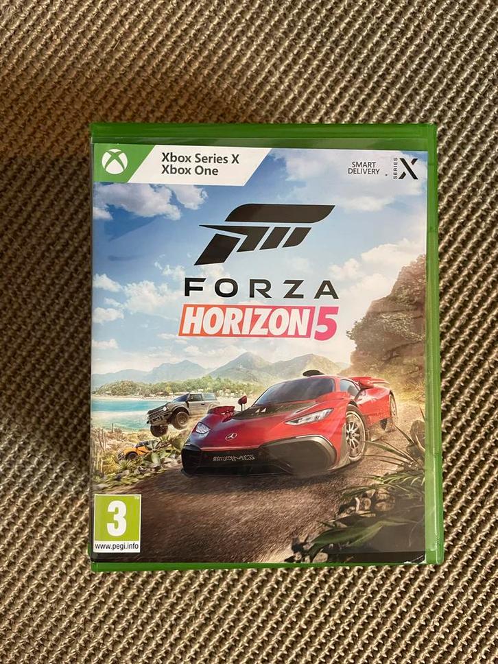 Xbox games Forza Horizon 5 , FC24 , F1 2021 , Fifa 22, Spelcomputers en Games, Games | Xbox Series X en S, Zo goed als nieuw, Ophalen