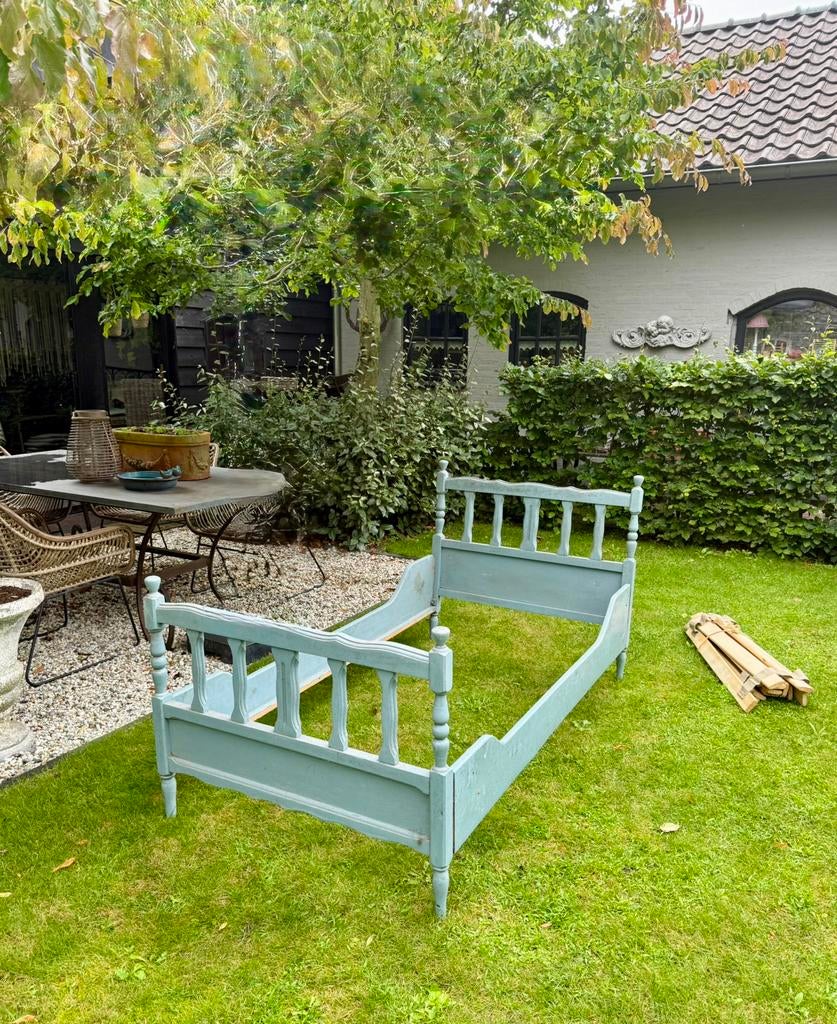 SALE! ANTIEK OLD BLEU LEDIKANT MET LATTENBODEM., Ophalen of Verzenden, Minder dan 140 cm, Lattenbodem