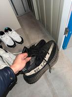 Yeezy Oreo, Ophalen of Verzenden, Zo goed als nieuw, Zwart