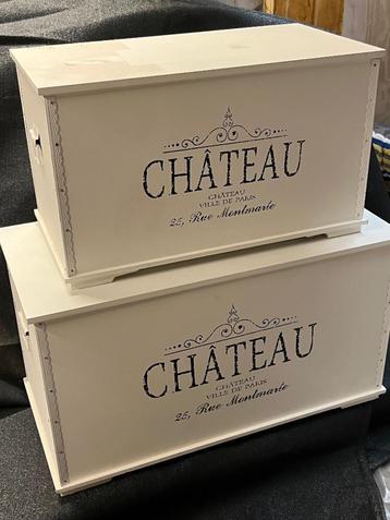 Set van 2 LOBERON "Chateau Rue Montmatre" Opbergkisten beschikbaar voor biedingen