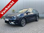 Kia Niro 1.6 GDi Hybrid DynamicLine NAP / CAMERA / TREKHAAK, 74 €/maand, Blauw, Leder en Stof, Origineel Nederlands