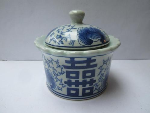 Oude Chinese porseleinen pot met deksel van Qianlon乾隆 jaar。, Antiek en Kunst, Antiek | Porselein, Ophalen of Verzenden