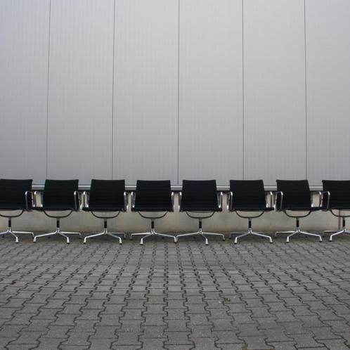 Vitra EA 108 stoelen (draaibaar) | Hopsak | 2 stuks | Alu, Huis en Inrichting, Stoelen, Gebruikt, Twee, Metaal, Stof, Zwart, Ophalen