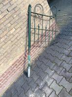 Ijzeren hekwerk ongeveer 10 meter. Stevig en mooi, Tuin en Terras, Tuinhekken en Hekwerk, Ophalen, Gebruikt, IJzer