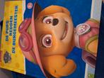De pups redden de burgemeester - leesboek paw patrol, Ophalen of Verzenden, Zo goed als nieuw, Fictie algemeen
