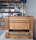 Antieke radios en grammofoon, Ophalen