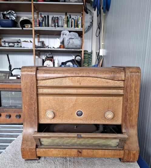 Antieke radios en grammofoon, Antiek en Kunst, Antiek | Tv's en Audio, Ophalen