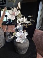 Bloempot van still met magnolia takken, Gebruikt, Overige kleuren, Aardewerk of Porselein, Ophalen of Verzenden