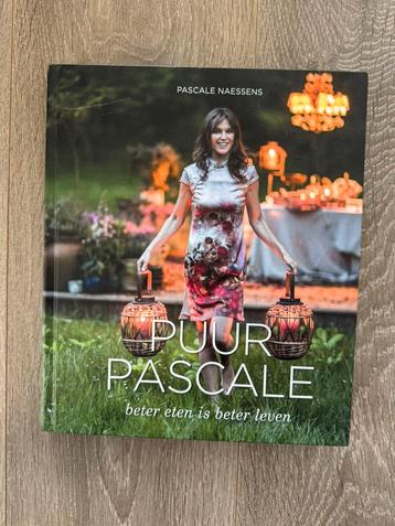 Pascale Naessens - 2 beschikbaar voor biedingen