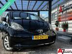 Toyota Aygo 1.0-12V Nieuwe APK, Voorwielaandrijving, Gebruikt, 4 stoelen, Handgeschakeld