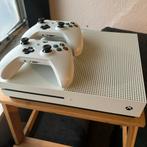 Xbox One S 500GB (2016) + 2 Originele Controllers, Spelcomputers en Games, Spelcomputers | Xbox One, Xbox One, Met 2 controllers