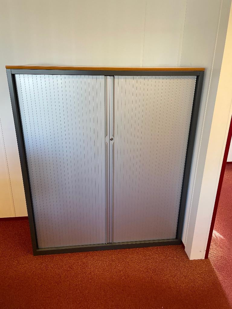 Mibra Evolution Kast met uitneembare planken en steunen, Ophalen, Zo goed als nieuw