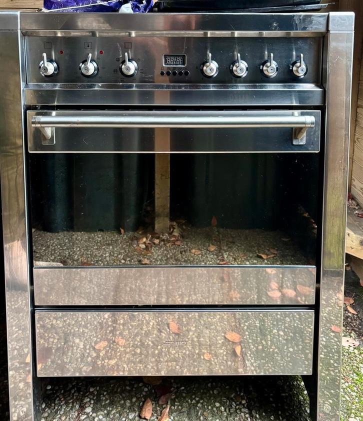 Smeg RVS fornuis CS71NL deels functionerend, Witgoed en Apparatuur, Fornuizen, Niet werkend, Vrijstaand, Gas, 4 kookzones, 90 tot 95 cm