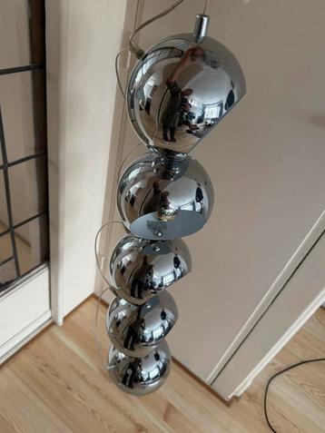 Retro look hang lamp, hele goede staat! Met extra bolletjes beschikbaar voor biedingen