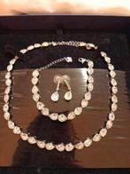 Swarovski Talesia set zilver ketting oorbellen en armband, Verzamelen, Swarovski, Ophalen of Verzenden, Zo goed als nieuw, Sieraad of Horloge