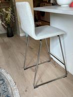 4 Moderne lichtgrijze barkrukken met metalen frame. 4 stuks!, Ophalen, Met voetsteun, 60 tot 90 cm, Zo goed als nieuw