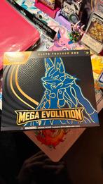 ETB Mega Evolutions - Pokémon TCG, Hobby en Vrije tijd, Verzamelkaartspellen | Pokémon, Ophalen of Verzenden, Zo goed als nieuw