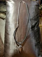 Silk Zilveren Ketting met Veer Hanger, Overige voorstellingen, Ophalen of Verzenden, Zo goed als nieuw, Zilver