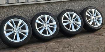 Nette 17" Orig SKODA Octavia velgen+Goede Banden 5x112 beschikbaar voor biedingen