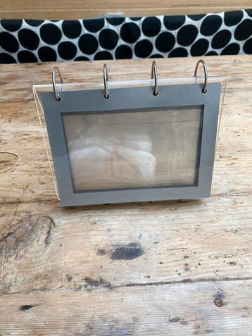 Flipover fotolijstje beschikbaar voor biedingen