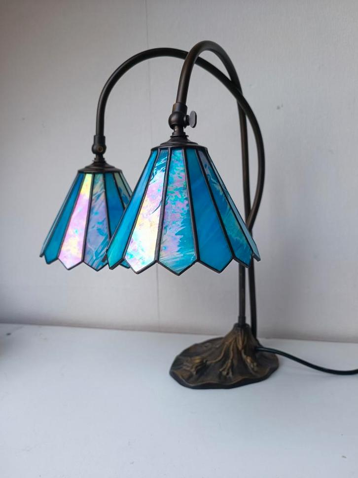 Tafellamp Tiffany Stijl - Dubbele Kap, Antiek en Kunst, Antiek | Lampen, Ophalen of Verzenden