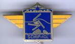 Schiphol email op zilverkl luchthaven speldje ( F_116 ), Verzamelen, Speldjes, Pins en Buttons, Verzenden, Zo goed als nieuw, Transport