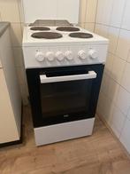 Beko Elektrisch Fornuis met Oven, Ophalen, 4 kookzones, Zo goed als nieuw, Elektrisch