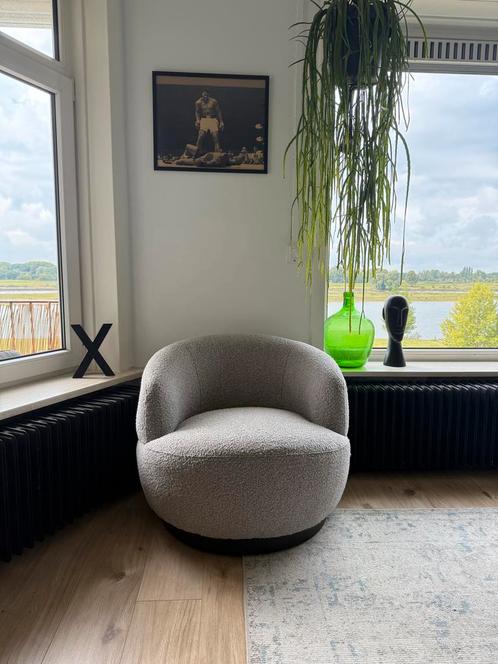 BEPUREHOME - WOOOD Woolly Draaifauteuil – Naturel Bouclé, Huis en Inrichting, Fauteuils, Zo goed als nieuw, Stof, 75 tot 100 cm