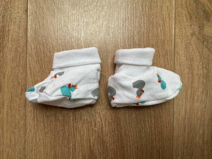 Nieuw baby slofjes met badeendjes print, Kinderen en Baby's, Babykleding | Schoentjes en Sokjes, Nieuw, Jongetje of Meisje, Slofjes